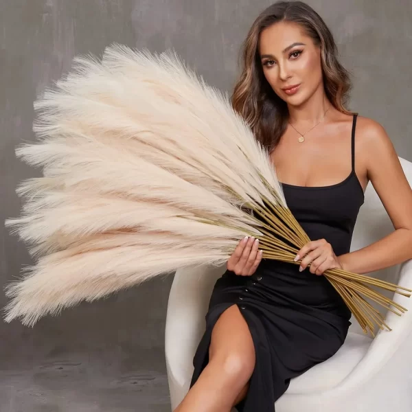 90/120cm Fluffy Pampas Grass – Wedding & Home Table Decor 1