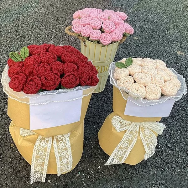 Knitted Rose Bouquet for Wedding & Party Decorations 1